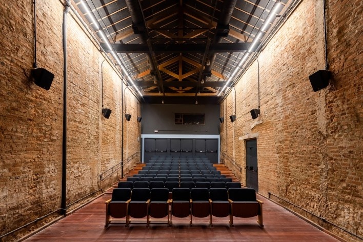 Cinema da Praça, Paraty RJ, 2018. Arquitetos Luís Tavares e Marinho Velloso (autores) / Arquipélago Arquitetos<br />Foto Pedro Napolitano Prata 