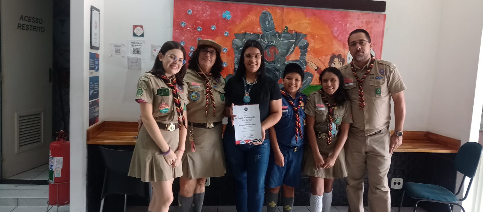 384º SP Grupo Escoteiro Monte Olimpo homenageia Grupo Wizard Pearson